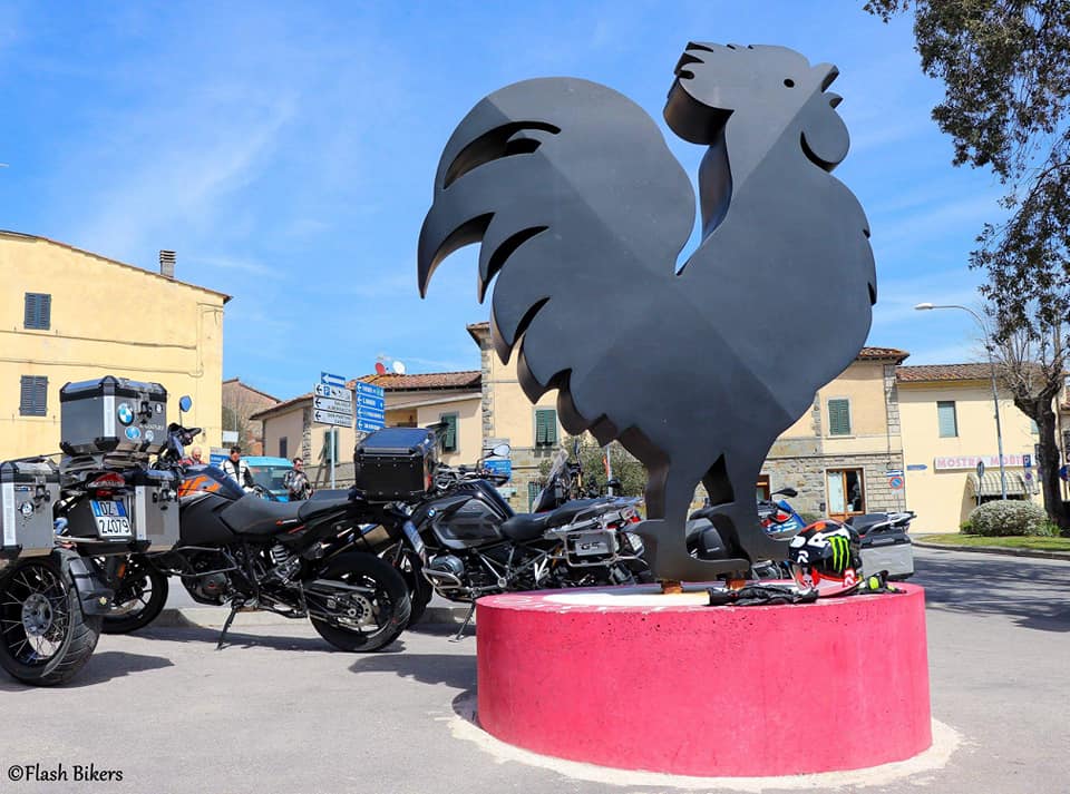 Poggibonsi – Castellina in Chianti: come diventare un sommelier delle curve